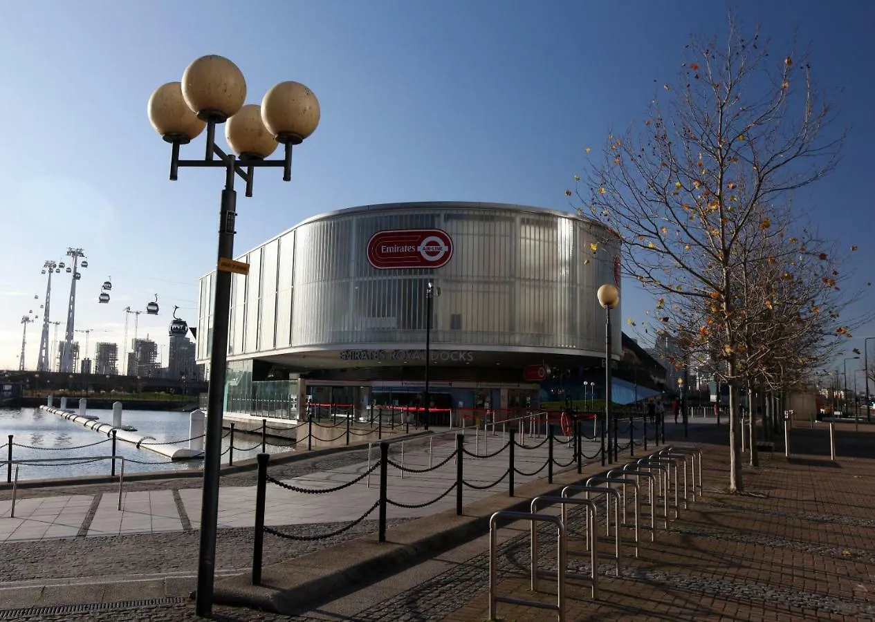 Oxygen Apartment With Balcony And Thames River View Near Excel - Royal Victoria Londra