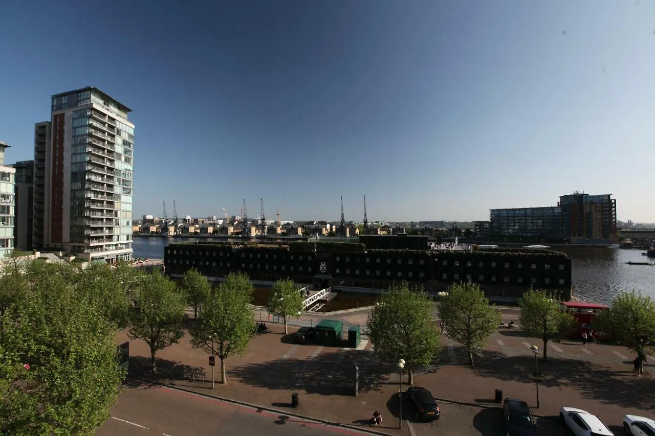 Oxygen Apartment With Balcony And Thames River View Near Excel - Royal Victoria Londra